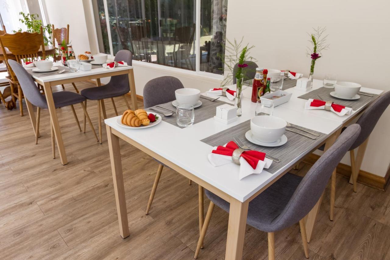 The Pecan Tree Guesthouse Сэндтон Экстерьер фото